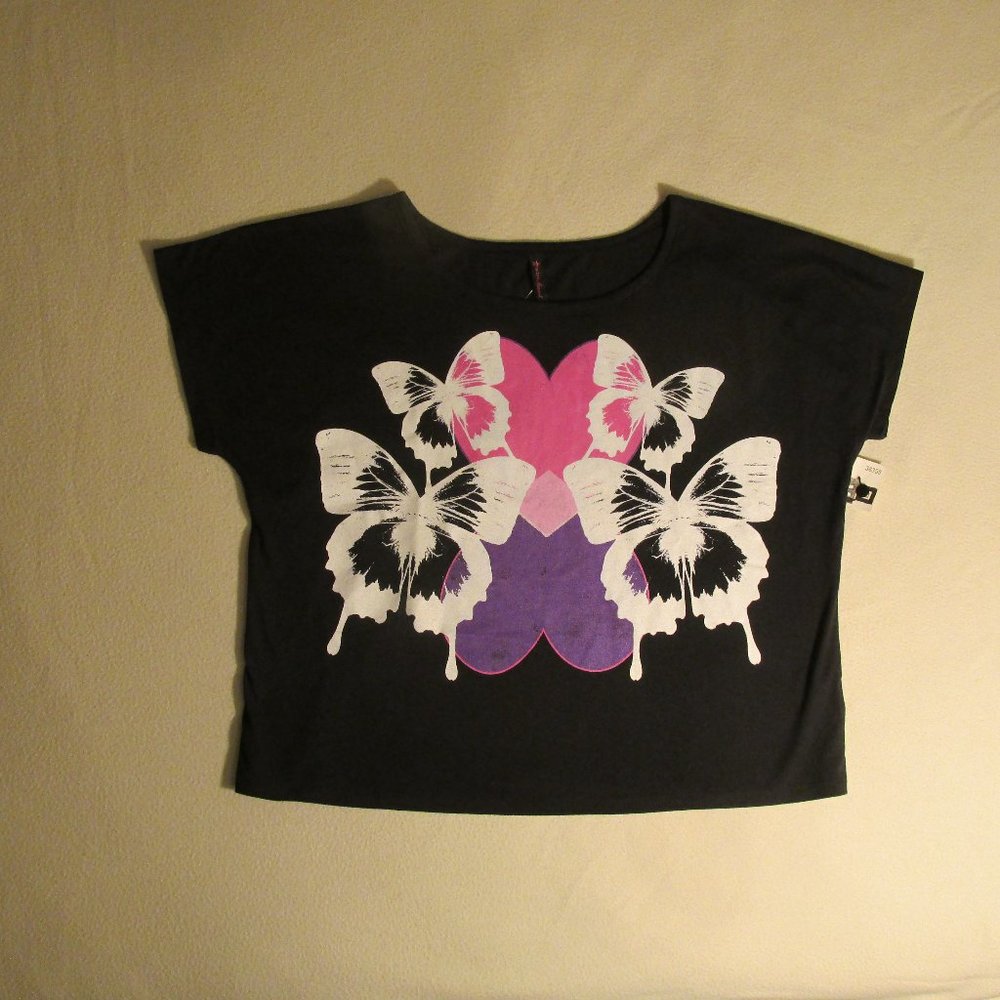 Butterfly & Hearts Crop Tee Top